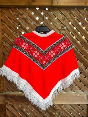 Red Fringe Knit Poncho Sweater with Nordic Pattern ❤️